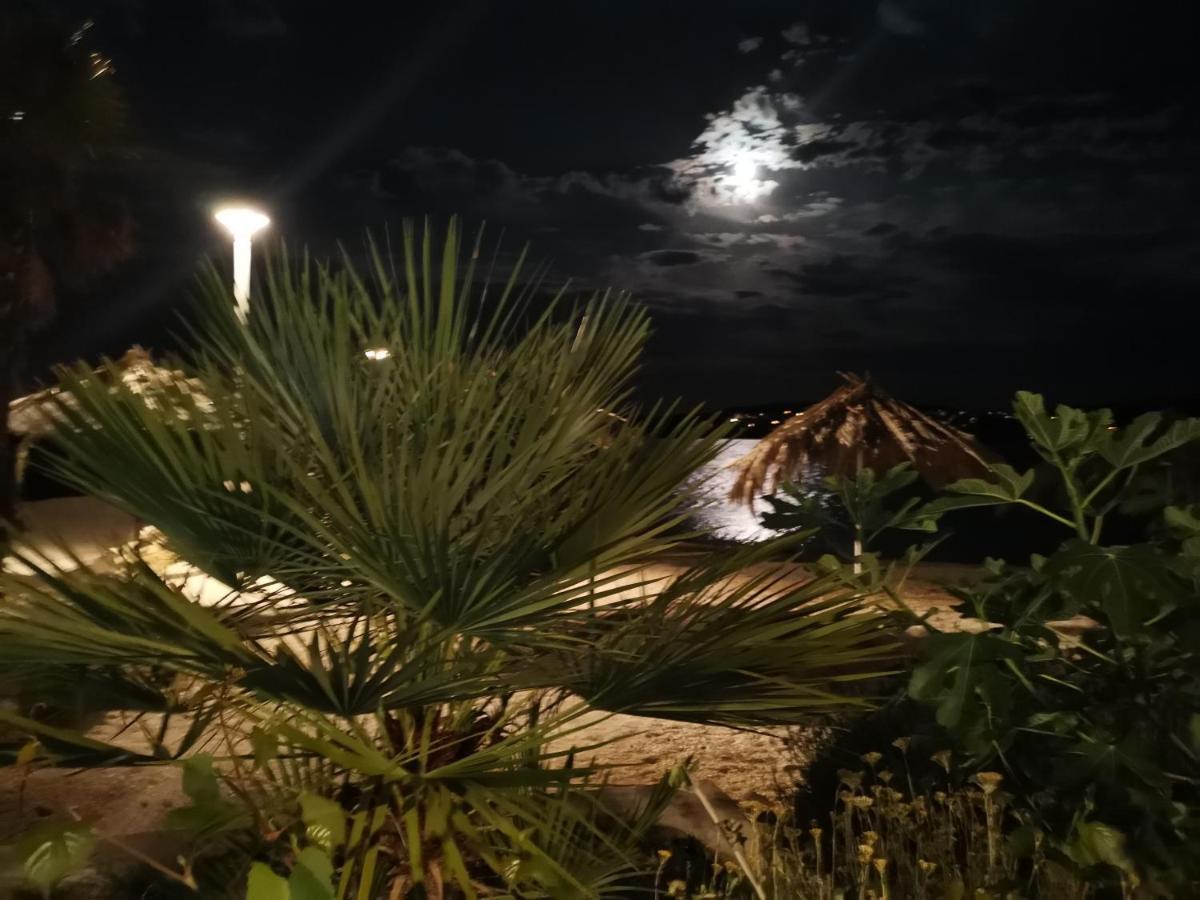 Villa Kairos 돈지세케트 외부 사진