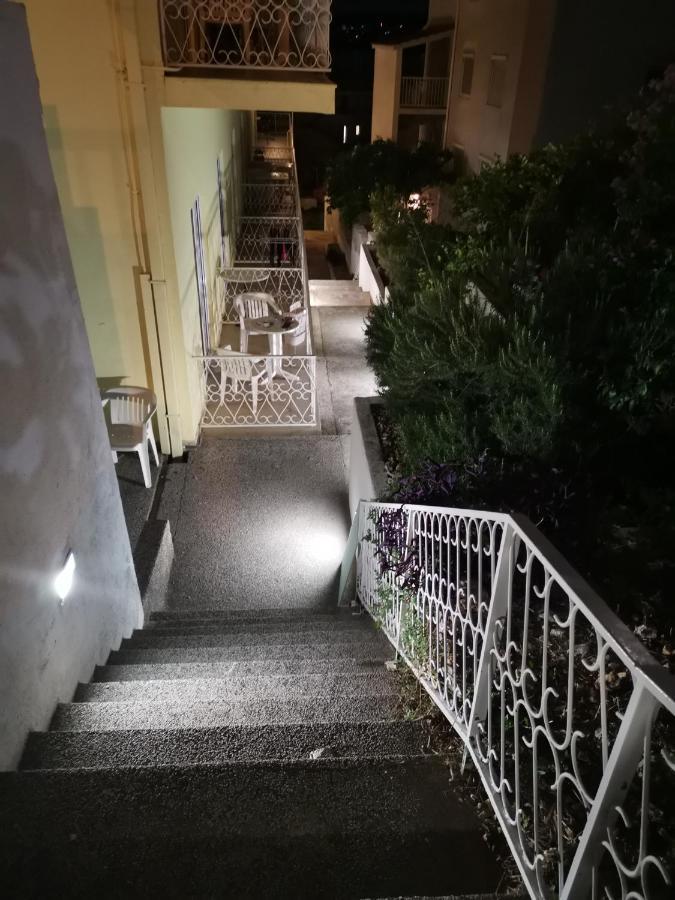 Villa Kairos 돈지세케트 외부 사진