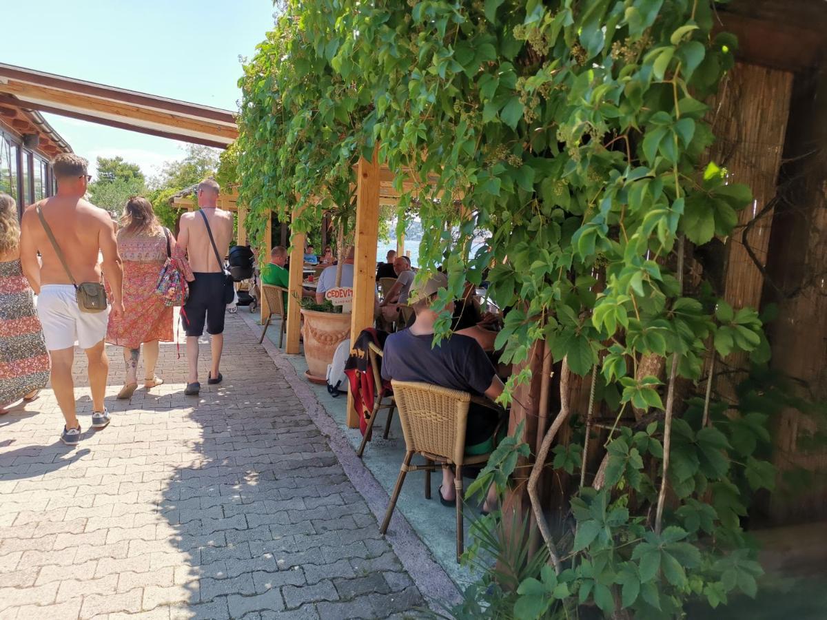 Villa Kairos 돈지세케트 외부 사진