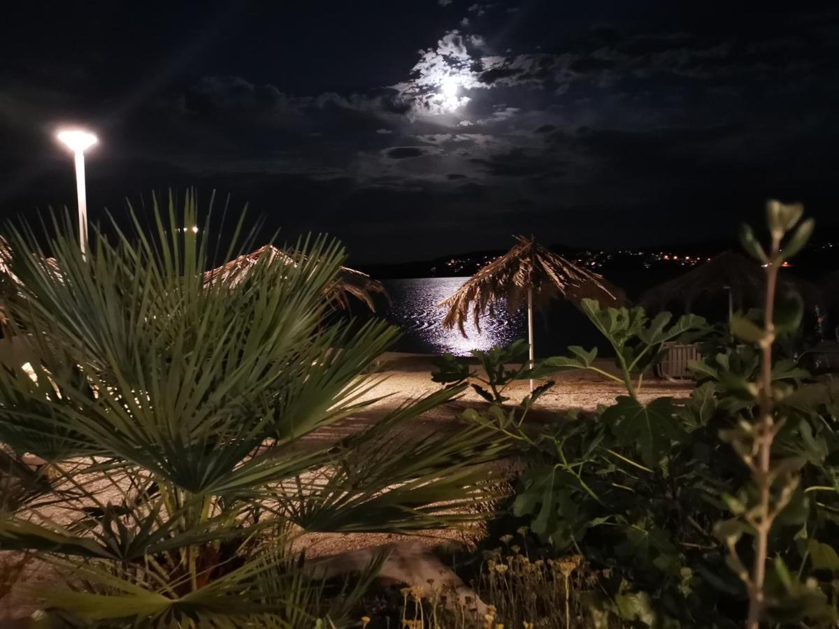 Villa Kairos 돈지세케트 외부 사진